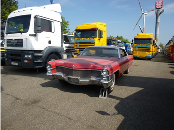 Легковой автомобиль Cadillac Fleetwood
