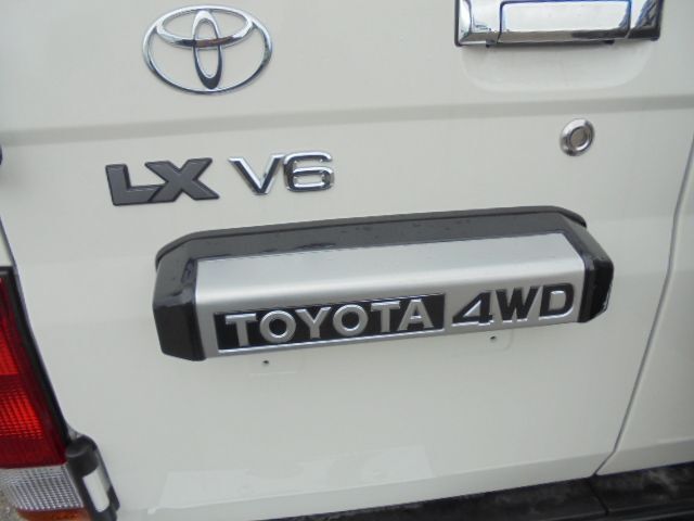 Легковой автомобиль Toyota Land Cruiser NEW UNUSED LX V6: фото 11