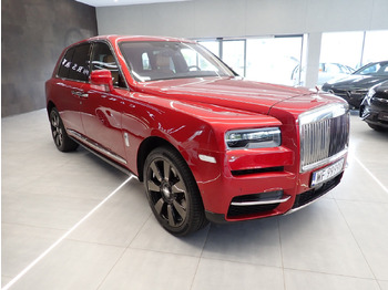 ROLLS ROYCE CULLINAN SUV - Внедорожник
