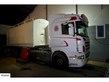 Грузовик-шасси Scania R560