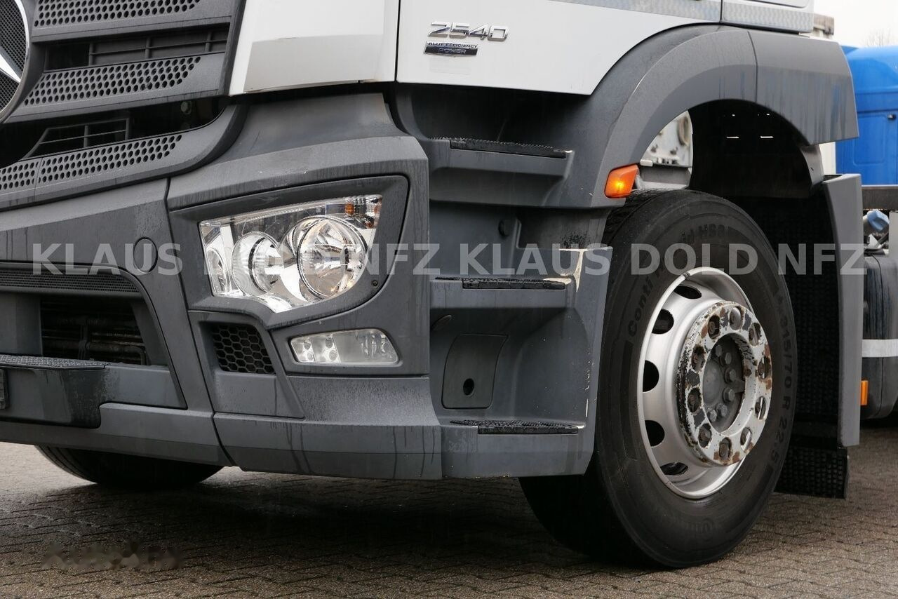 Mercedes-Benz Actros 2540 6x2 BDF Container truck + tail lift в лизинг Mercedes-Benz Actros 2540 6x2 BDF Container truck + tail lift: фото 7