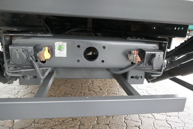 Грузовик с закрытым кузовом Renault Midlum 220 4x2, 3. Sitz, LBW, Klima,7.200mm lang: фото 9