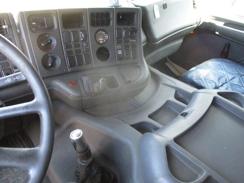Грузовик-шасси Scania 94D 220 , Manual Gearbox and Feulpump: фото 10