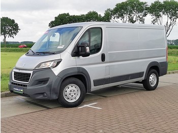 Цельнометаллический фургон Peugeot Boxer 2.0 bluehdi 130 premium