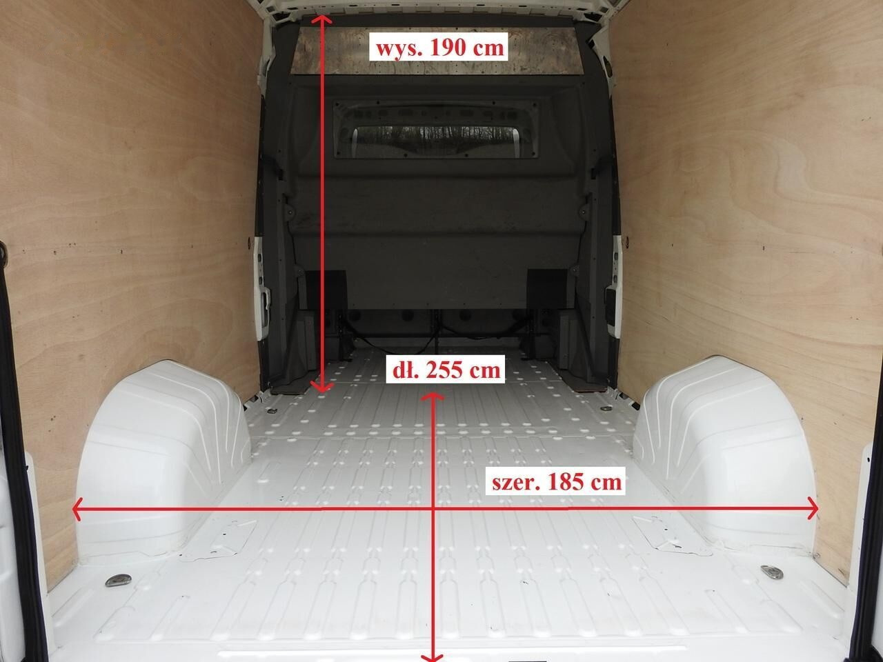 Цельнометаллический фургон, Грузопассажирский фургон Peugeot Boxer Van: фото 9