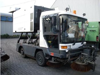 RAVO 530 Container Dump
 - Подметально-уборочная машина