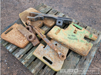  Pallet of Front Weights, Drawbar, Top Link, Towing Eyes - Противовес