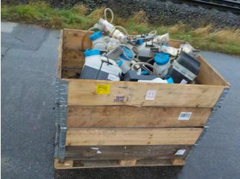  Unused Box of Water Spreaders to suit Bomag - Навесное оборудование