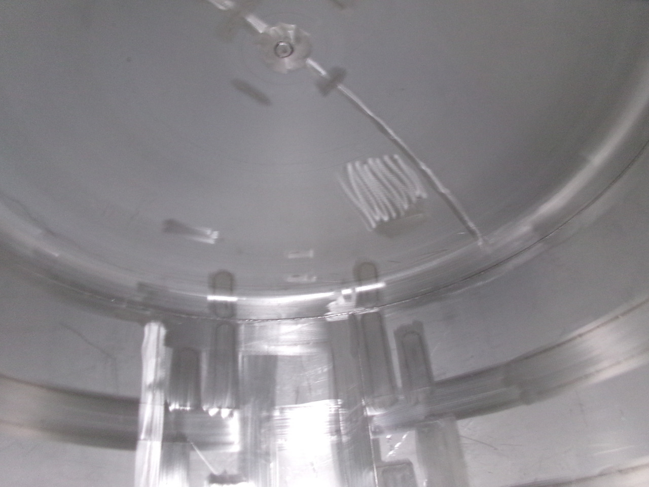 Полуприцеп-цистерна для транспортировки химикатов Clayton Chemical tank inox 37.5 m3 / 1 comp: фото 12
