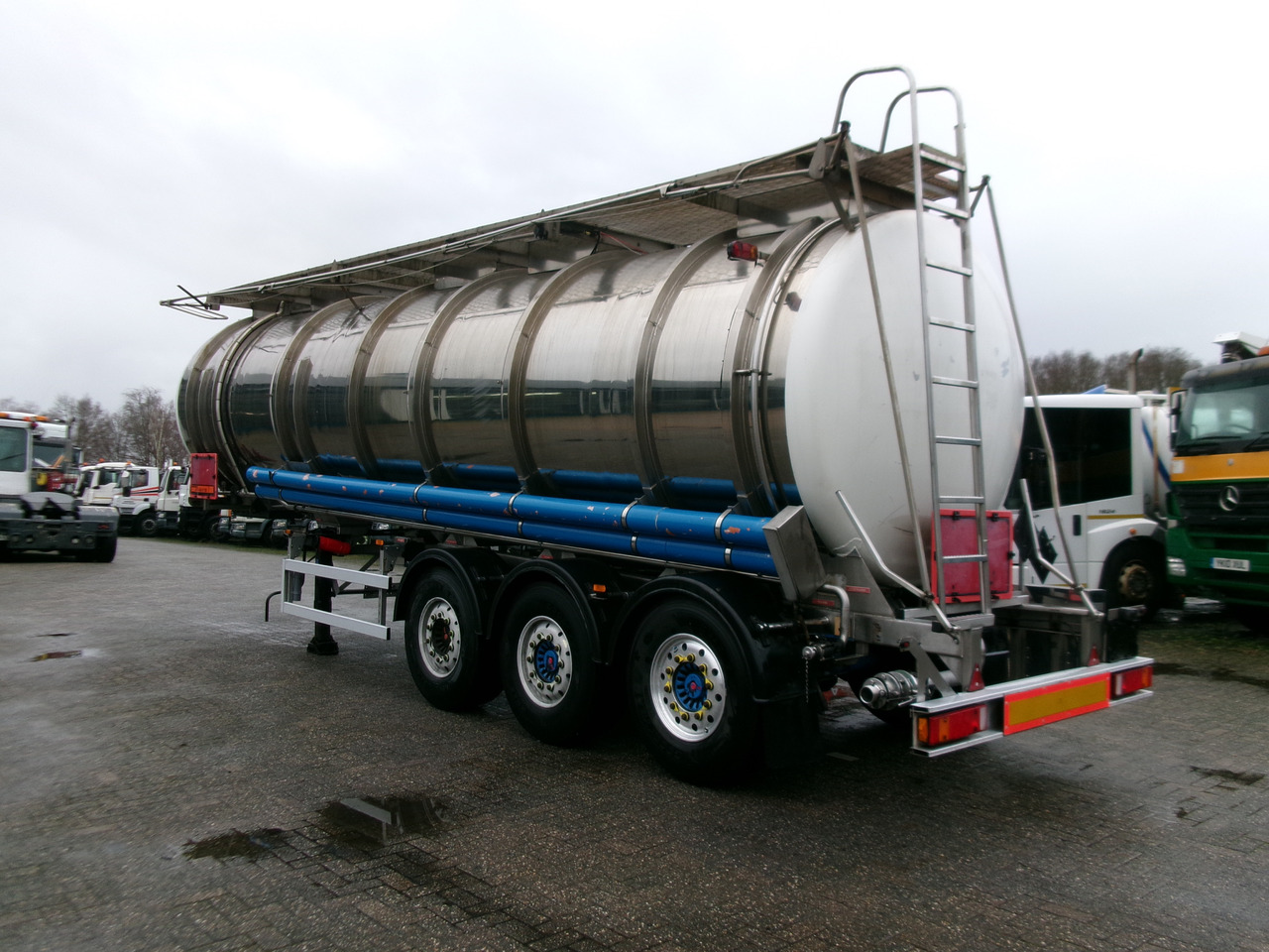 Полуприцеп-цистерна для транспортировки химикатов Clayton Chemical tank inox 37.5 m3 / 1 comp: фото 3