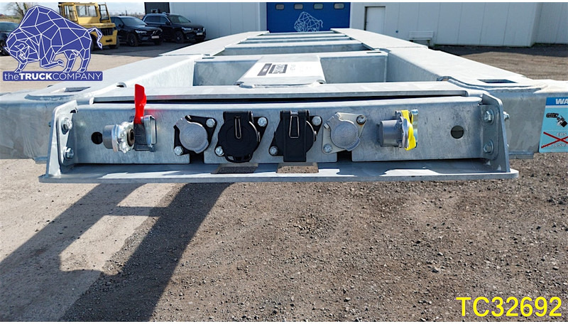 Новый Полуприцеп-контейнеровоз/ Сменный кузов Hoet Trailers HT.SHG.L Container Transport: фото 20
