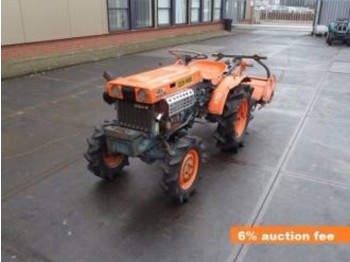Kubota B7000DT - Трактор