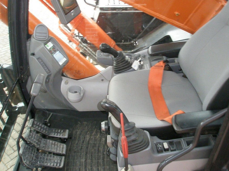 Гусеничный экскаватор Hitachi ZX 490H-5A: фото 8