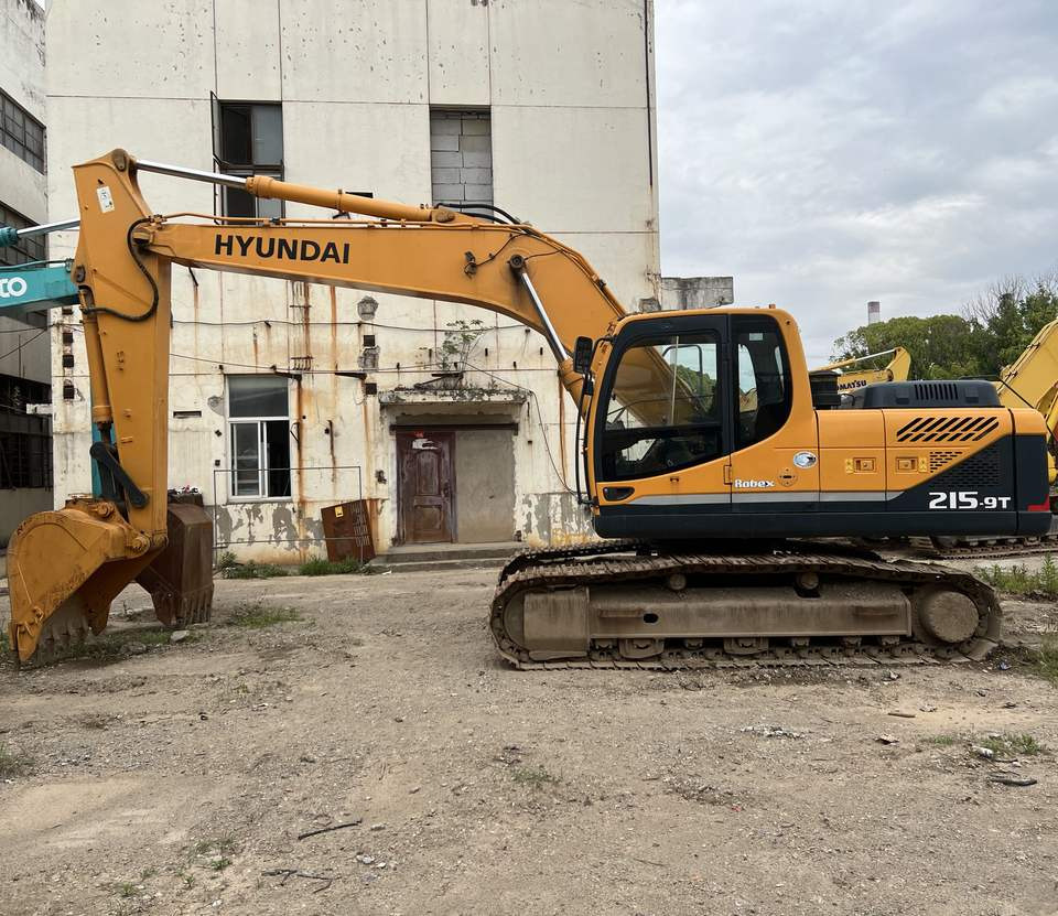 Гусеничный экскаватор Hot selling !!! used excavator HYUNDAI R215-9T, R210W-9T R215-9 R220lc-9 all in good condition low price in stock on sale: фото 5