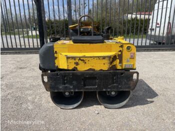 Каток тротуарный Belle BWR650