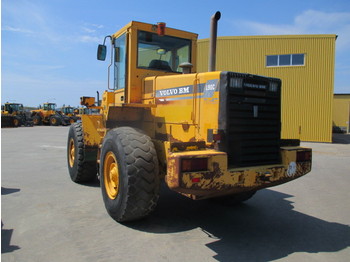  Volvo L90C - Колёсный погрузчик