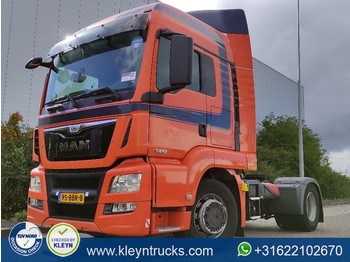 Тягач MAN 18.320 TGS