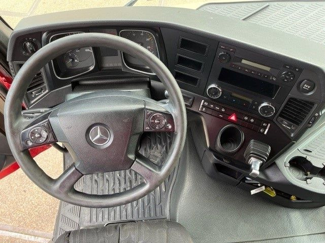 Тягач Mercedes-Benz Actros 1840 LS SLEEPERCAB (4x AVAILBLE) (EURO 6 / HYDRAULIC KIT FOR KIPPER / TELLIGENT AUTOMATIC / 2x P.T.O. / AIRCONDITIONING): фото 7