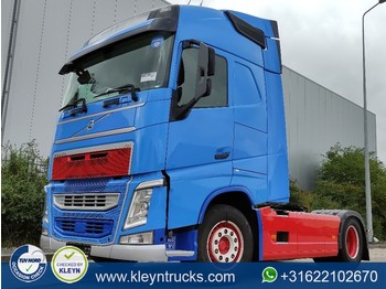 Тягач Volvo FH 420 xenon 2x tank nice