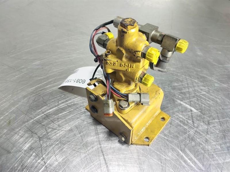 Гидравлика для Строительной техники Cat 924 G - Power brake valve/Remventiel: фото 3