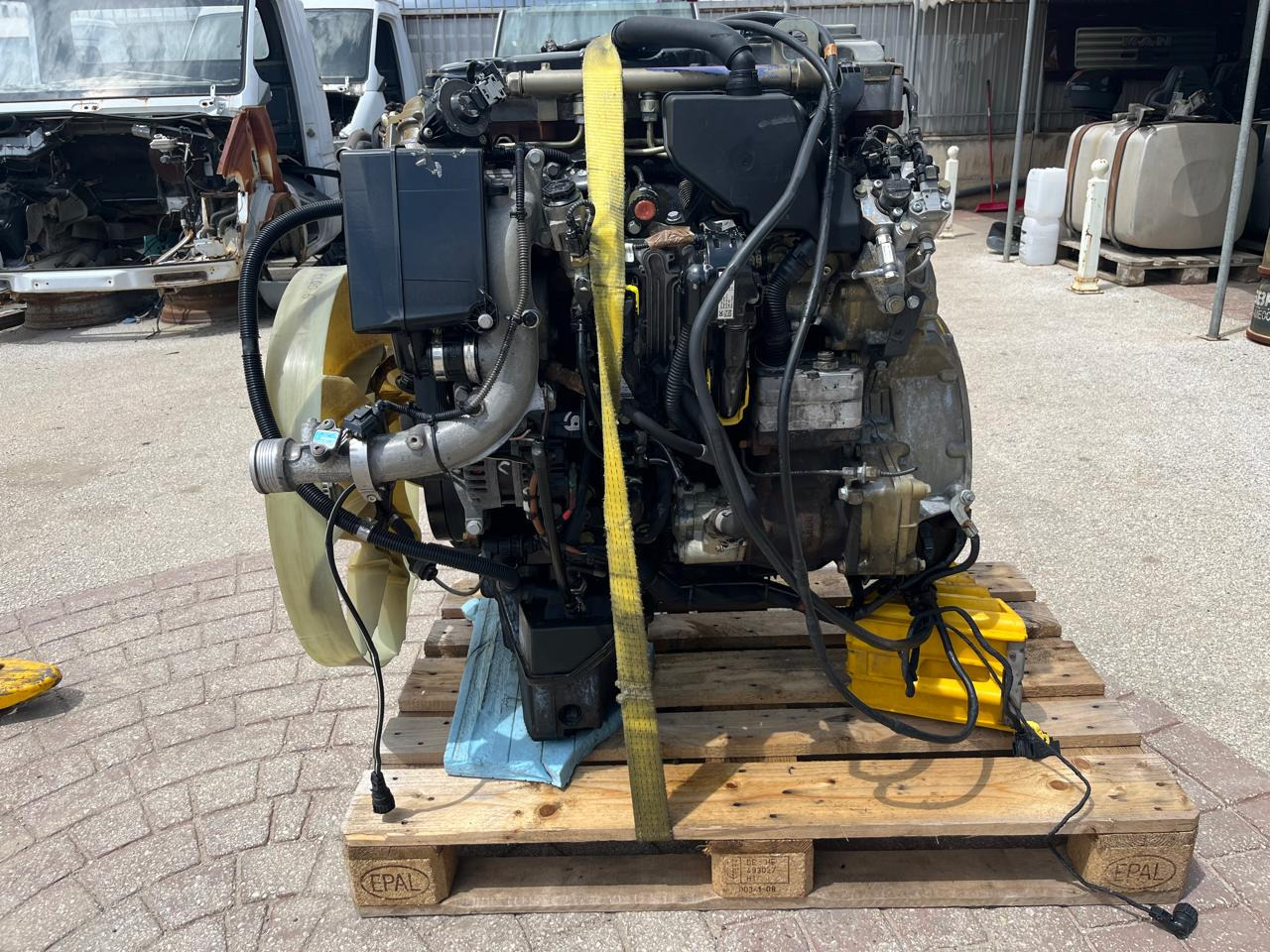 Двигатель и запчасти для Грузовиков ENGINE ATEGO OM934LA EURO 6--GEARBOX G71-6: фото 2