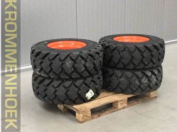 Bobcat Solid tyres 12-16.5 | New - Шина