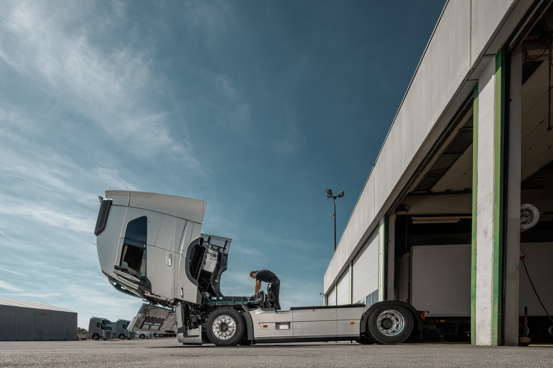 STARENT Truck & Trailer GmbH - Полуприцепы - Год: 2015, Австрия undefined: фото 2