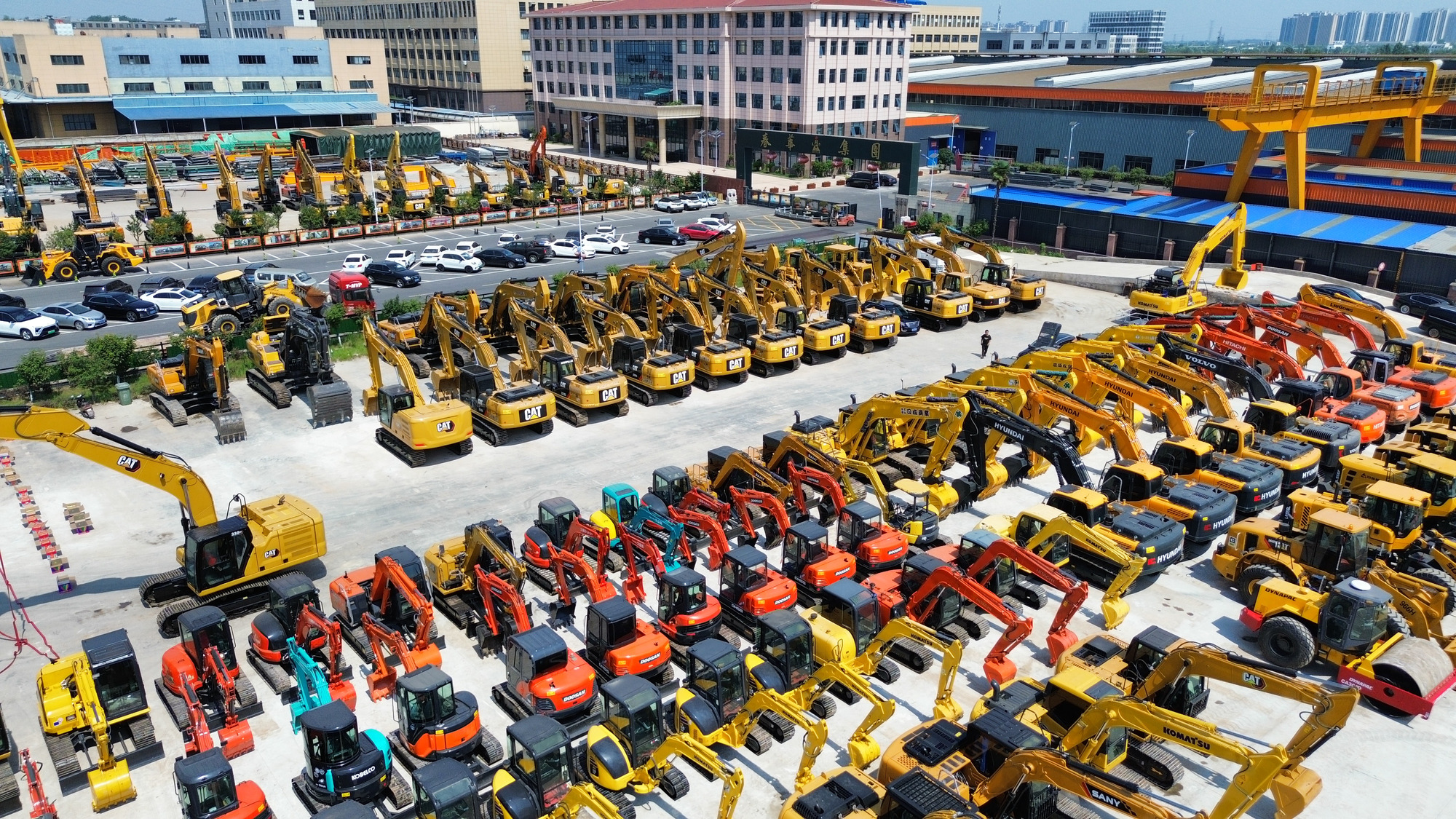 Toaks International Trading Company - Строительная техника CATERPILLAR undefined: фото 3