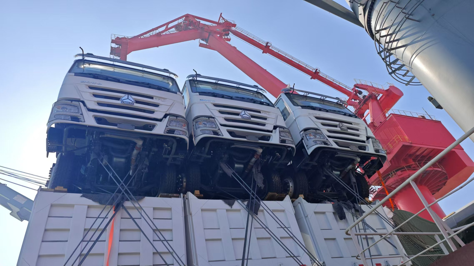 Toaks International Trading Company - Строительная техника CATERPILLAR undefined: фото 18