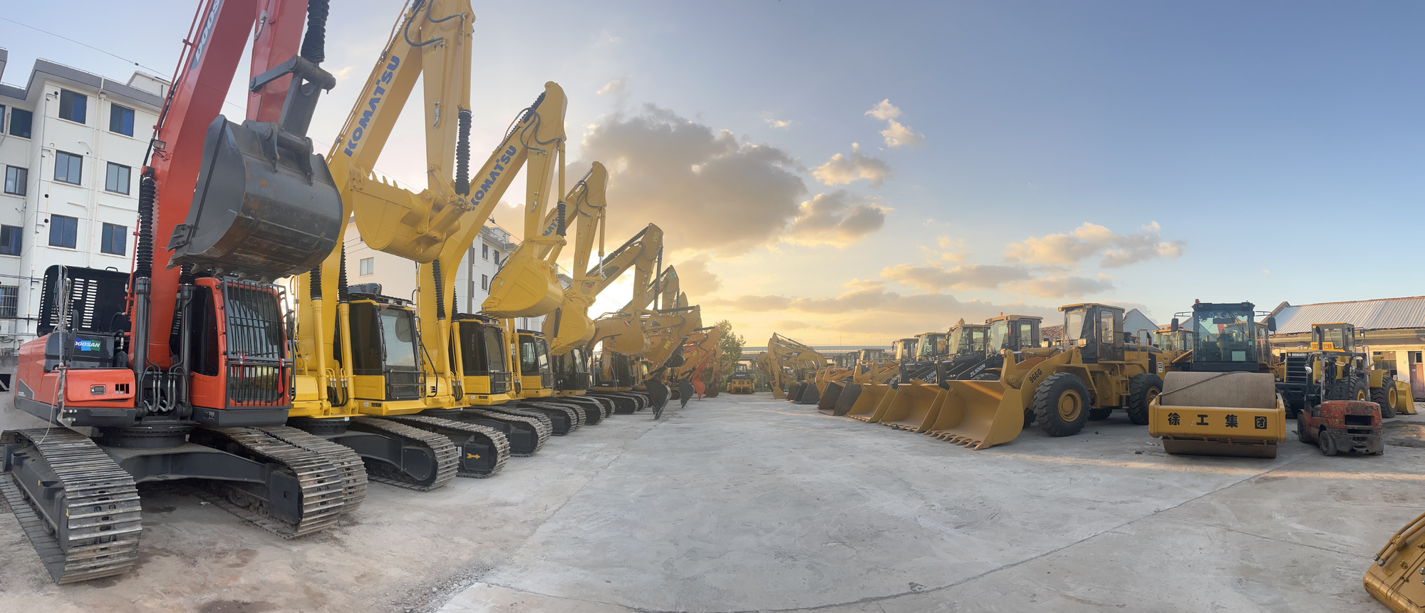 Sunight Development Company Limited - Грузовики - Год: 2022 undefined: фото 19