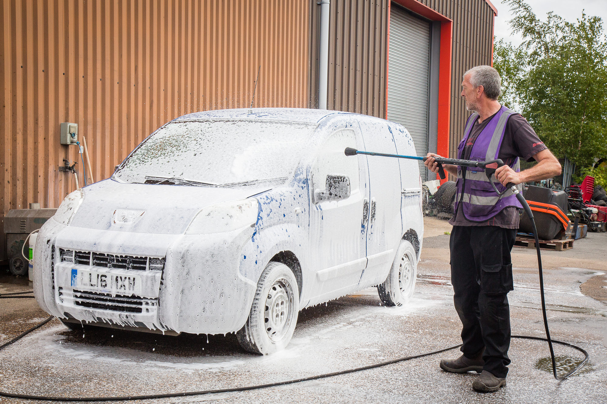 COMMERCIAL VEHICLE AUCTIONS LIMITED - Коммерческие автомобили FORD Transit - Год: 2019, дизель undefined: фото 7