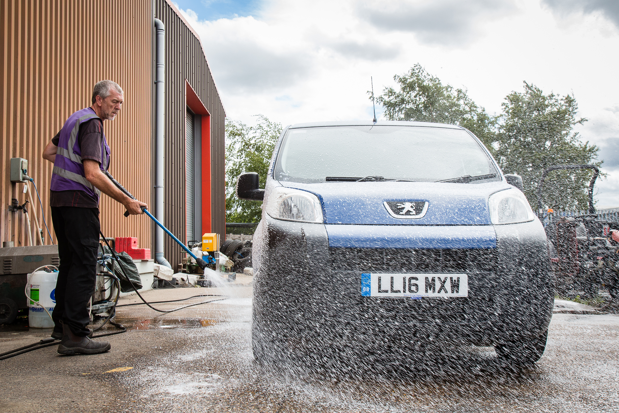 COMMERCIAL VEHICLE AUCTIONS LIMITED - Коммерческие автомобили FORD Transit - Год: 2019, дизель undefined: фото 6