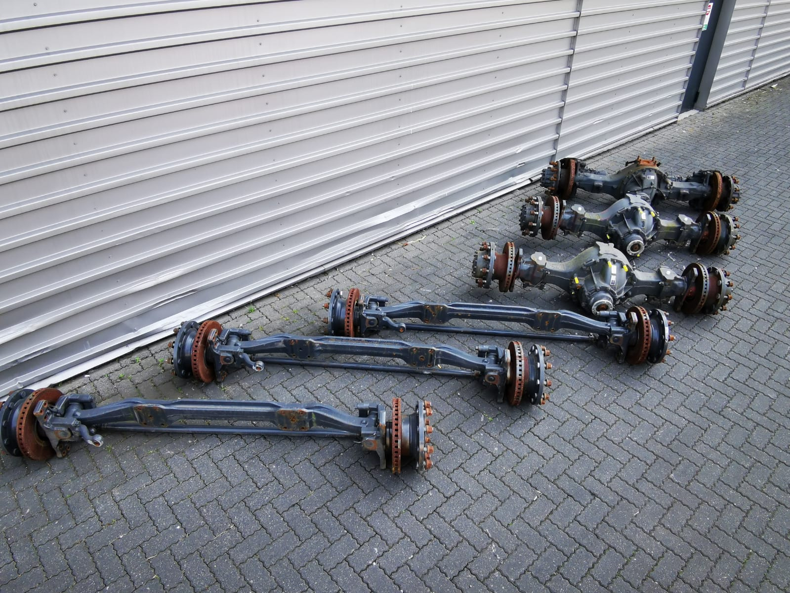 BAS PARTS & TYRES B.V. - Запчасти MERCEDES-BENZ - Год: 2011 undefined: фото 11