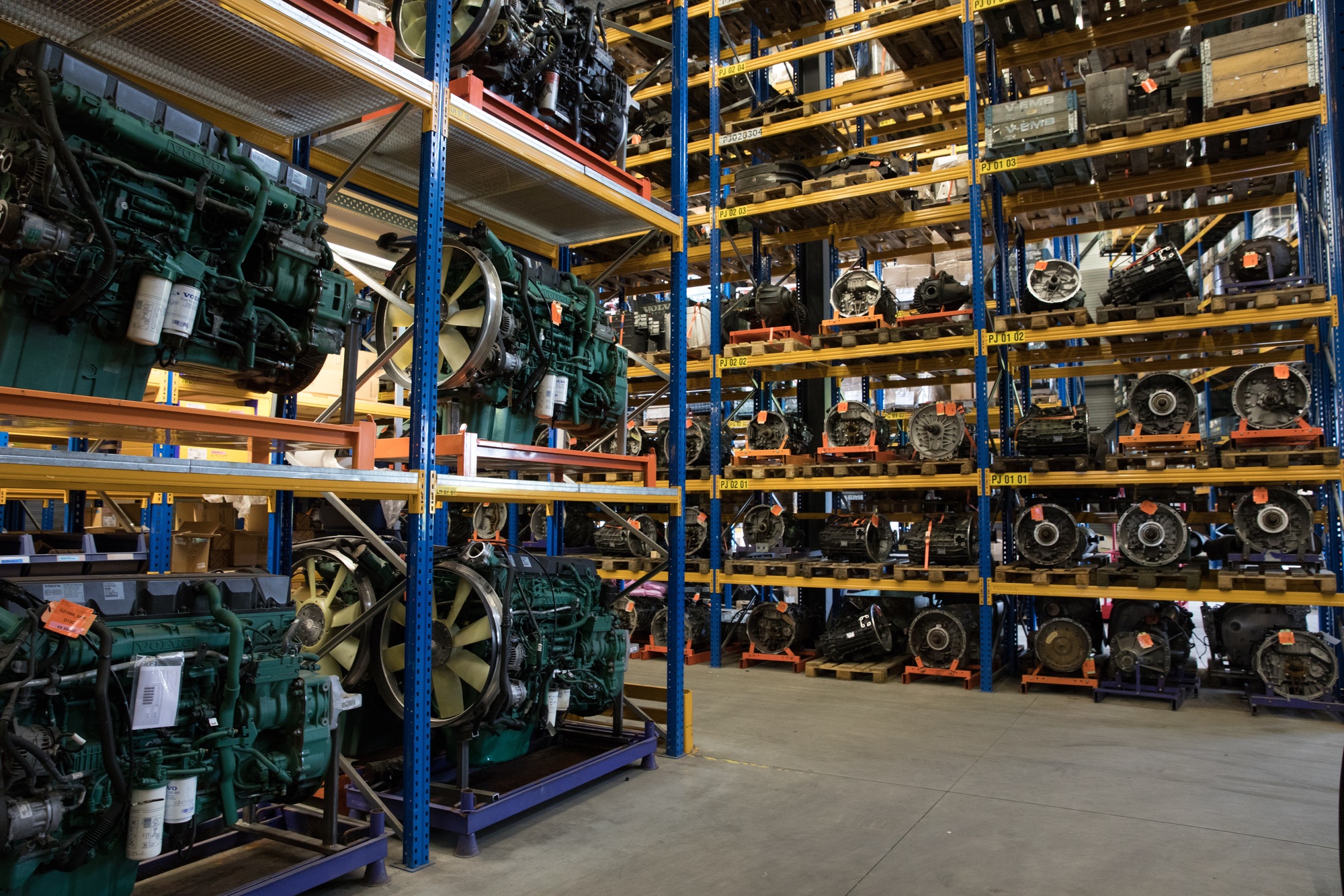 BAS PARTS & TYRES B.V. - Запчасти MERCEDES-BENZ - Год: 2011 undefined: фото 1