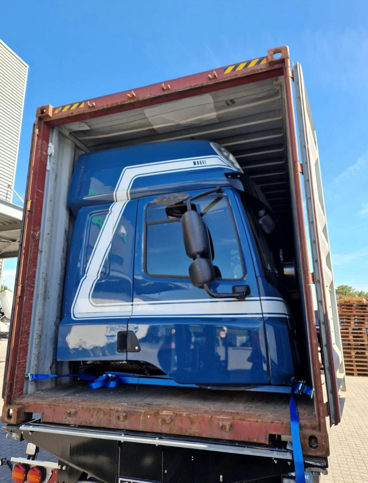 BAS PARTS & TYRES B.V. - Запчасти MERCEDES-BENZ - Год: 2011 undefined: фото 10