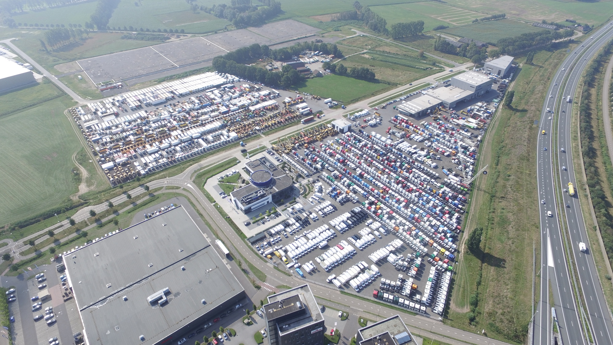 BAS PARTS & TYRES B.V. - Запчасти MERCEDES-BENZ - Год: 2011 undefined: фото 7