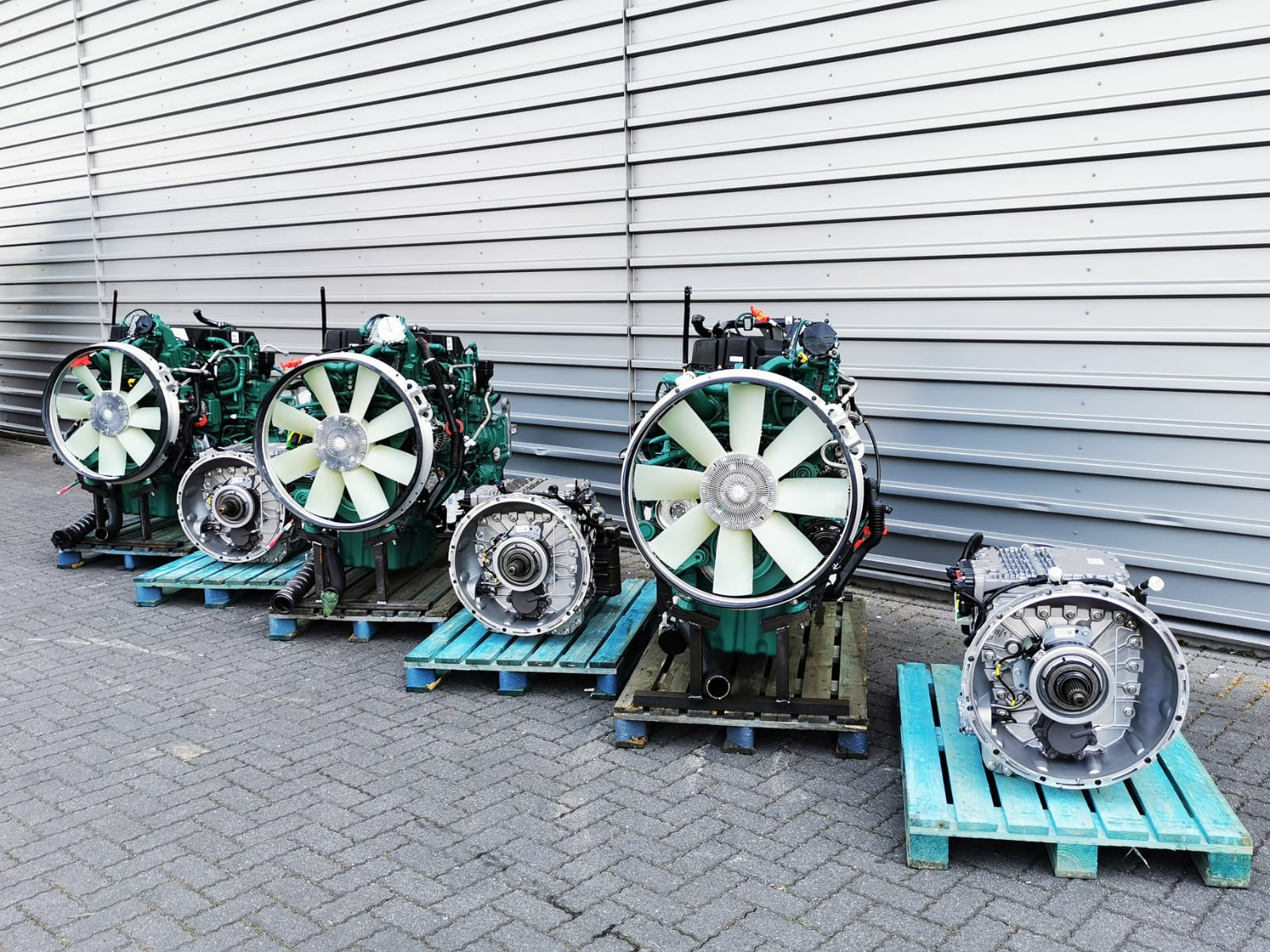 BAS PARTS & TYRES B.V. - Запчасти MERCEDES-BENZ - Год: 2011 undefined: фото 14