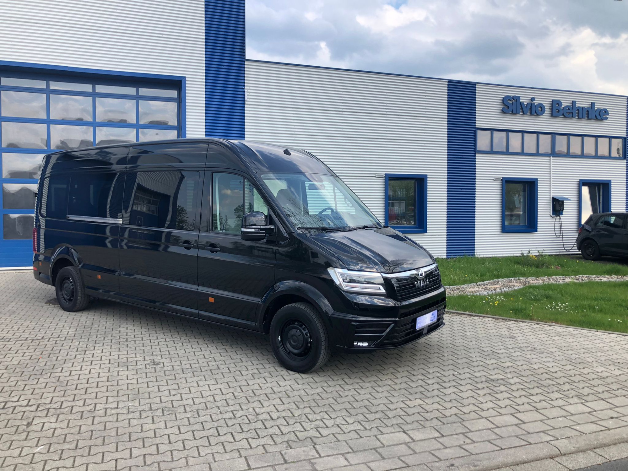 Silvio Behnke Kfz Handel und Vermietung GmbH undefined: фото 6