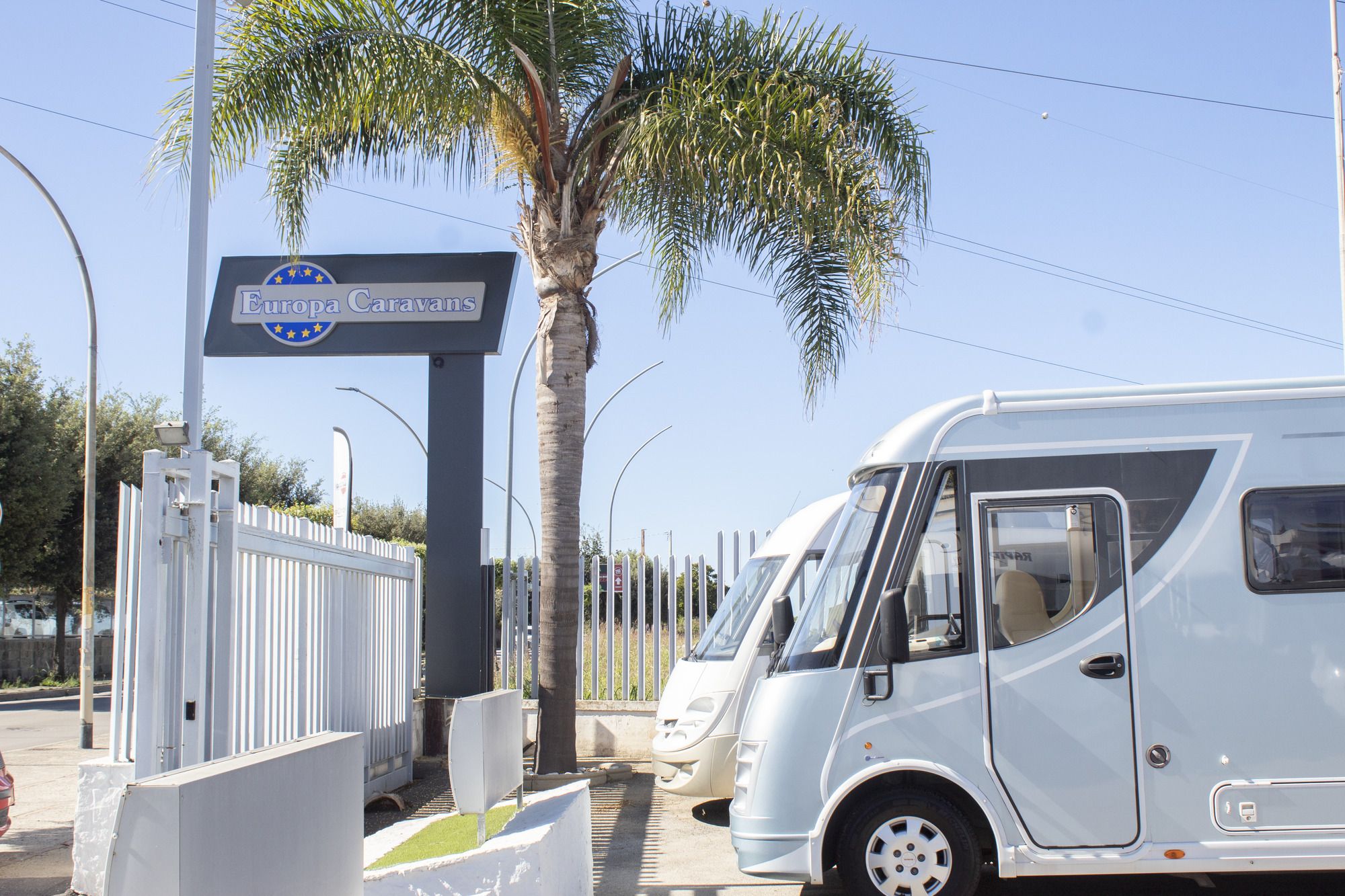 EUROPA CARAVANS SRL undefined: фото 3