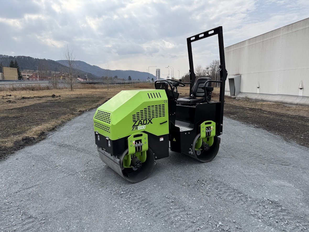 ZAOX CONSTRUCTION MACHINERY A.S. - объявления о продаже undefined: фото 8