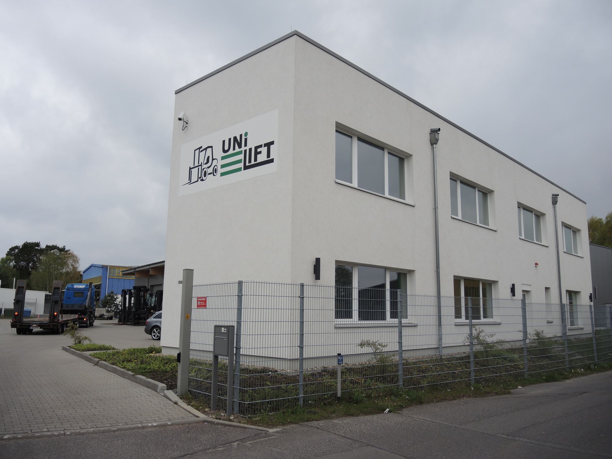 Unilift GmbH&Co.Kg undefined: фото 2