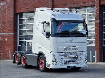 Тягач VOLVO FH13 500