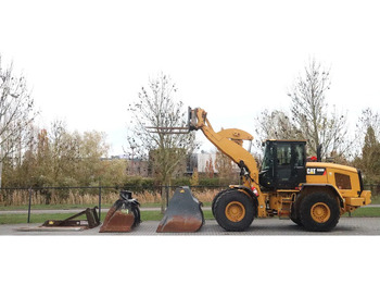 Колёсный погрузчик CATERPILLAR 938M