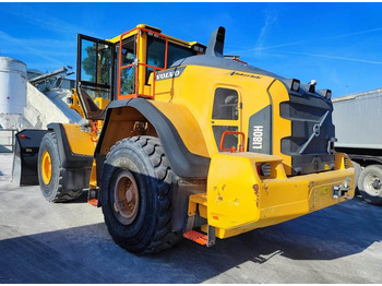 Колёсный погрузчик VOLVO L180H