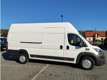 : фото в шапке страницы