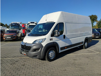 Цельнометаллический фургон Citroen Jumper: фото 2 Цельнометаллический фургон Citroen Jumper: фото 2