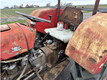 Трактор Massey Ferguson 35: фото 4 Трактор Massey Ferguson 35: фото 4