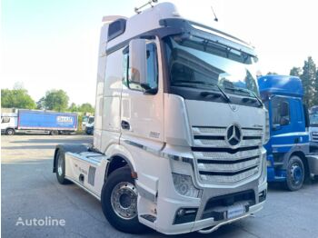 Тягач MERCEDES-BENZ Actros 1853: фото 1