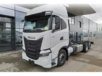 Грузовик-шасси IVECO S-WAY