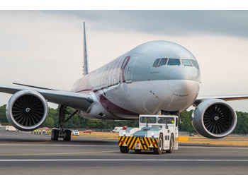 Аэродромный тягач Douglas DC4H: фото 3